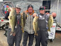 Guntersville Bass Fishing 