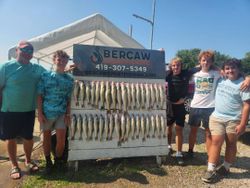 Group of 5 people fishing in Port Clinton