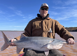 Lone angler with a big 37-inch fish caught in OK