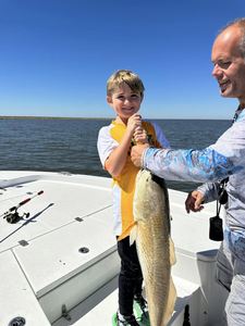 Two people fishing in MS