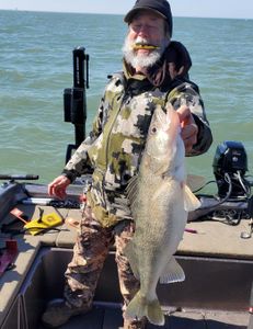 One angler fishing in OH