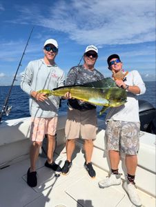 Three people fishing in Lantana