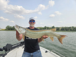 Muskellunge fishing in Valentine