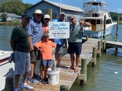 Group of 6 people fishing on Gwynn Island