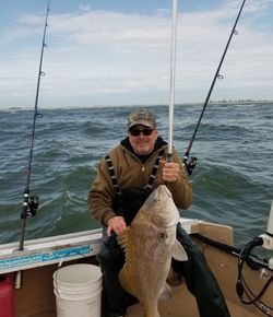 Angler with big fish caught in Atlantic City