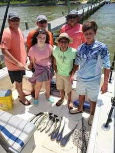 6 people fishing in Gulf Breeze