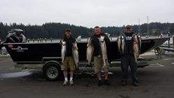 5 big fish caught by 3 people while fishing in OR