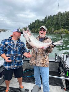 Two people fishing in Oregon