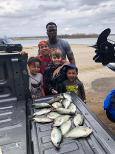 5 anglers fishing at Lewisville
