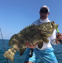 Angler with 28-inch fish in FL