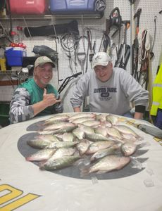 2 people fishing in Missouri