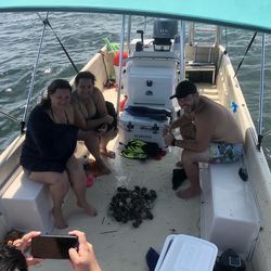 Crystal River scalloping charters for the family!