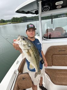 Angler with big 23-inch catch in Cumming