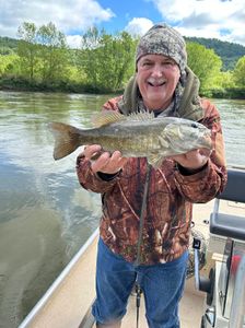 Smallmouth bass catch from Forest Inn PA fishing trip