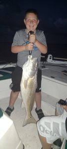 Fishing in Galveston Redfish Trophy at night!
