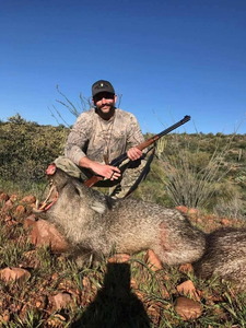 One person hunting in the Waddell area