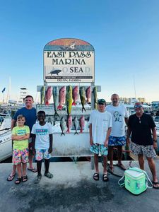 Group of 6 people fishing in Florida