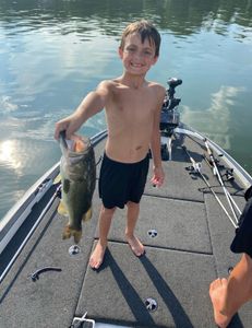 Enjoying the top Bass fishing on Lake Guntersville