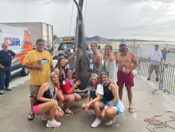 Fishing in Alabama with 14 people