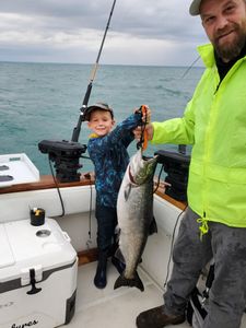 Salmon Fishing Lake Ontatio,Child-Friendly Fishing