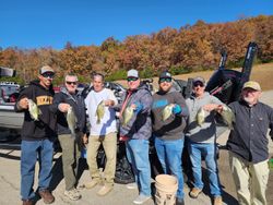7 people fishing in MO