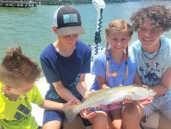 3 people fishing in Niceville