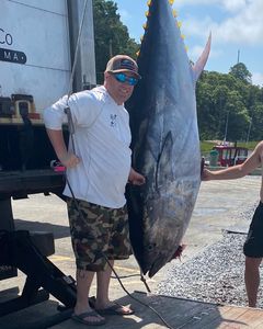 Hooked on Tuna Fishing! Great day!