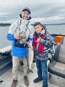 Two people fishing in Oregon