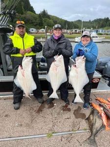 4 huge Pacific Halibut caught while fishing in OR