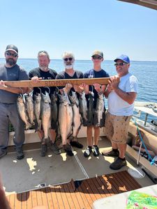 Catch trophy salmon on Lake Ontario charters!