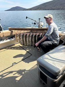 Solid lake trout stringer catch