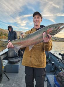 Two people fishing in Kennewick