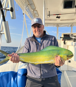 Fishing in DE with a big 21-inch fish