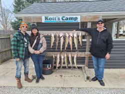7 fish caught by 3 people at Lakeside Marblehead