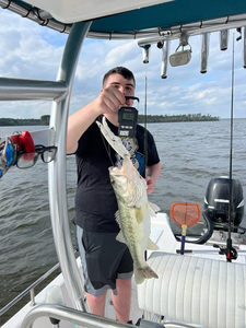 One fisherman with a single catch in TX