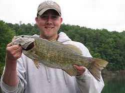 Tennessee Lake fishing, fishing bass at its finest