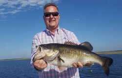 Largemouth Bass, 23 inches, fishing in FL