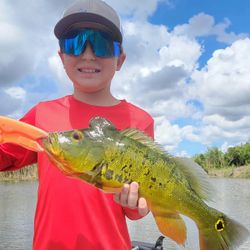 Angler enjoying a fishing tour in Fort Lauderdale
