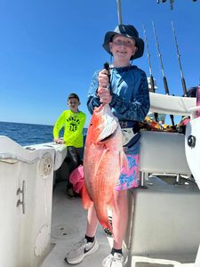 Big red snapper catch offshore fishing success