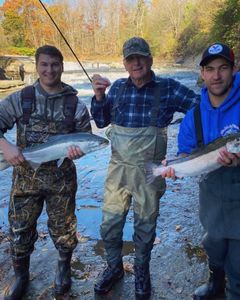 2 fishing with friends in Altmar