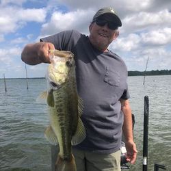 Catch trophy bass with Lake Fork Guide Service
