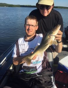 Two people fishing in Duluth
