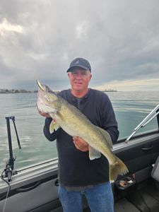 Angler holding a 21-inch fish in OH