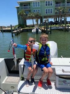 2 anglers fishing in AL
