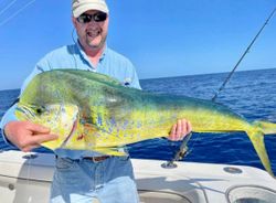Fishing in Florida with a big 35-inch catch