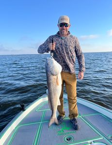 Fisherman with big 29-inch catch in LA