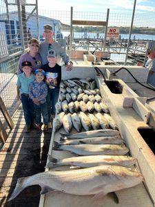 6 friends fishing in Kingston