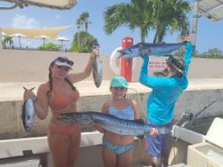 Energetic crew with Wahoo and Tuna success!