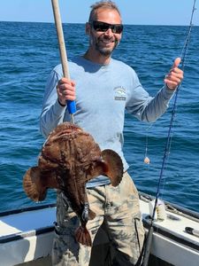 Angler with a fishing rod in Hampton
