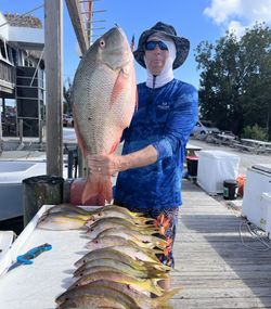 2 big fish caught in FL, fishing tours